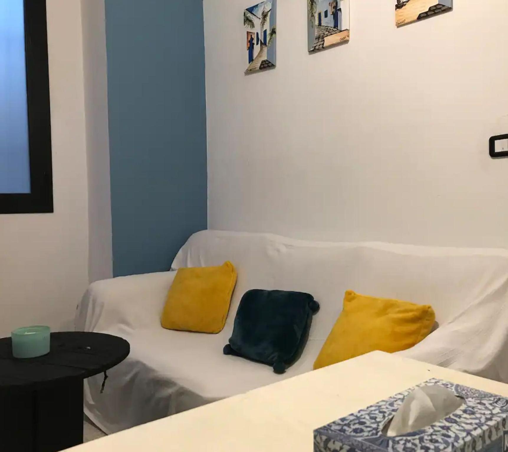 Au Coeur De - - Wifi - Calme - Cuisine Apartmán La Marsa